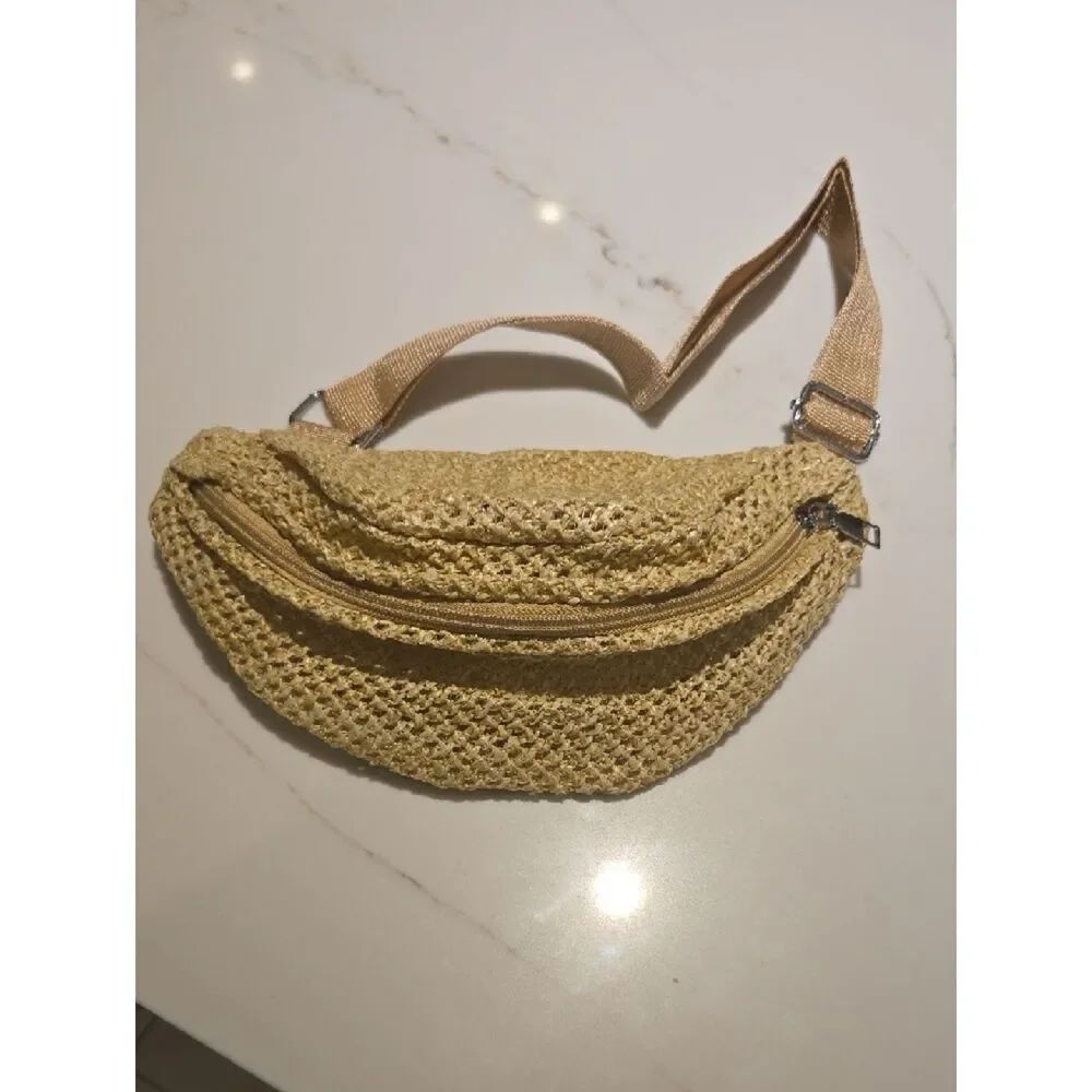 Woven Straw Waist Bag - Natural Beige
